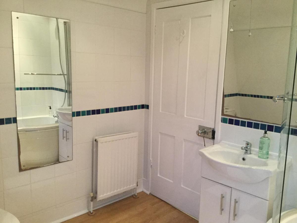 Single Room with Bathroom,1114094553:JPEG